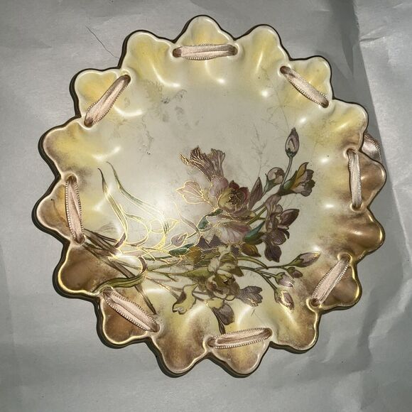 Doulton Burslem "Spanish Ware" Cabinet Plate Floral Pattern - Picture 2 of 7